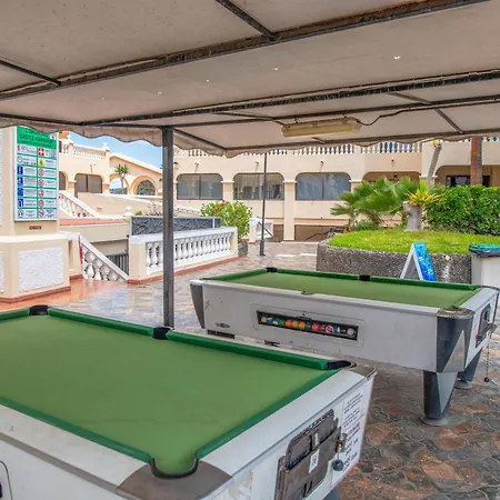 Апартаменты Patricie With Heated Pool Лос Кристианос