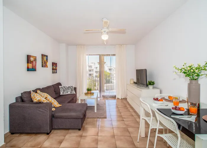 Apartment Patricie With Heated Pool Los Cristianos (Tenerife)