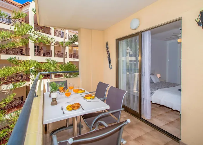 Patricie With Heated Pool Apartment Los Cristianos (Tenerife)