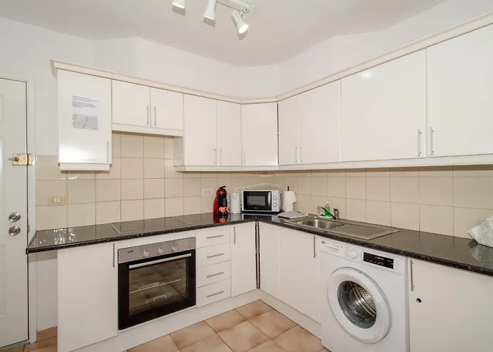 Apartment Patricie With Heated Pool