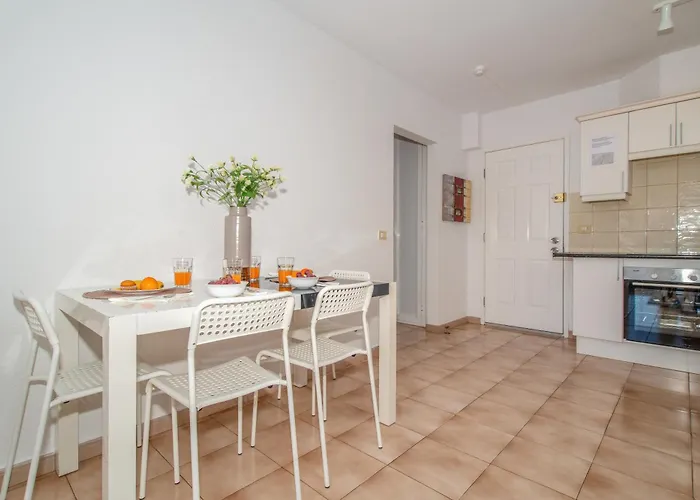 Patricie With Heated Pool Лос Кристианос